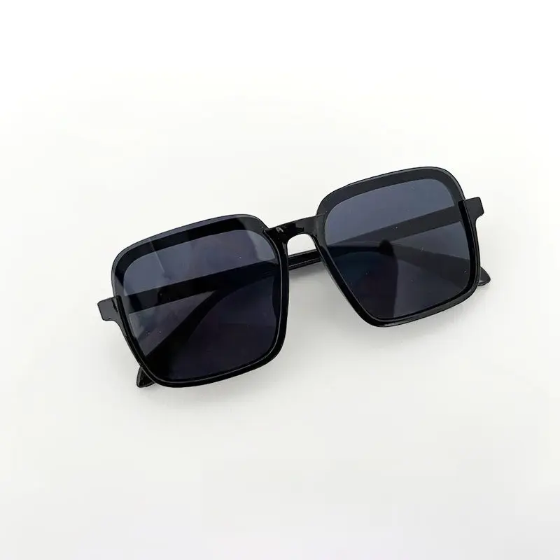 Glasses B